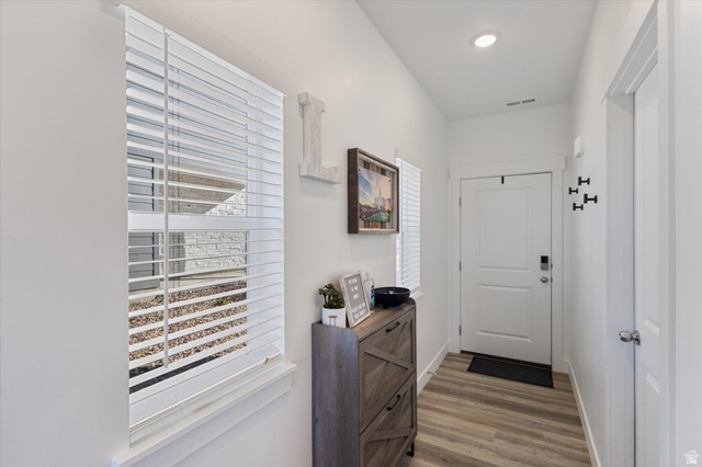 1641 North 840 West Salem, UT 84653 - Photo 4 of 38
