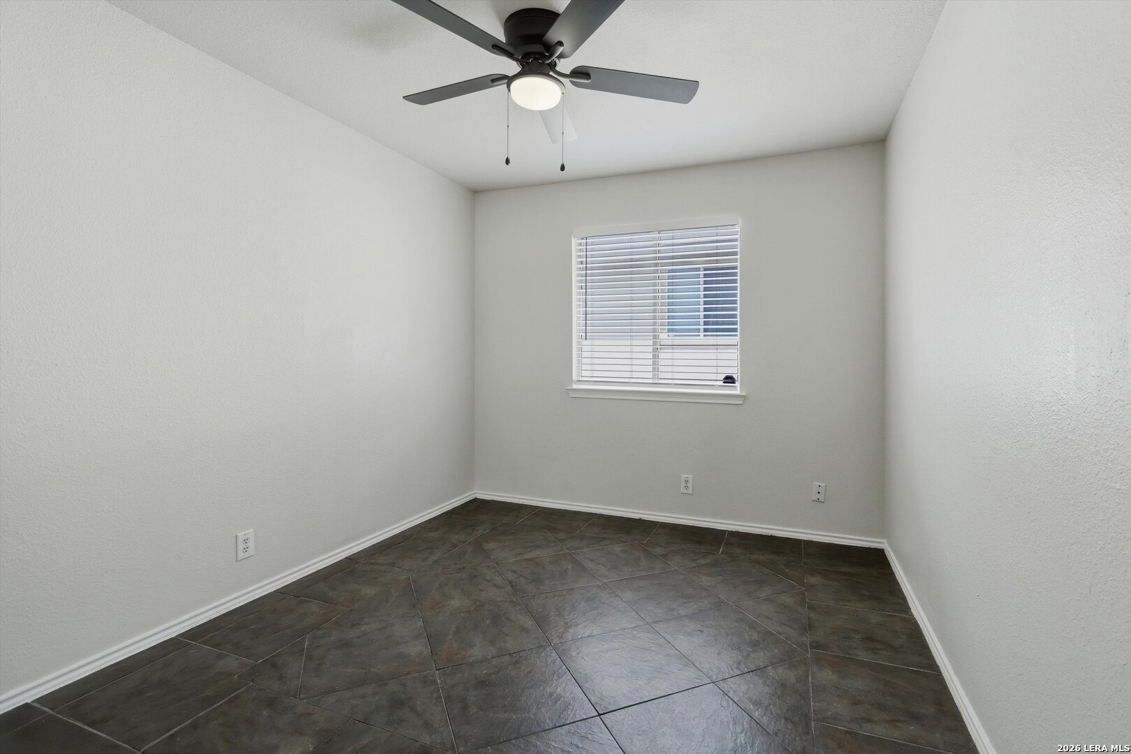 7230 Autumn Wells Converse, TX 78109 - Photo 14 of 26
