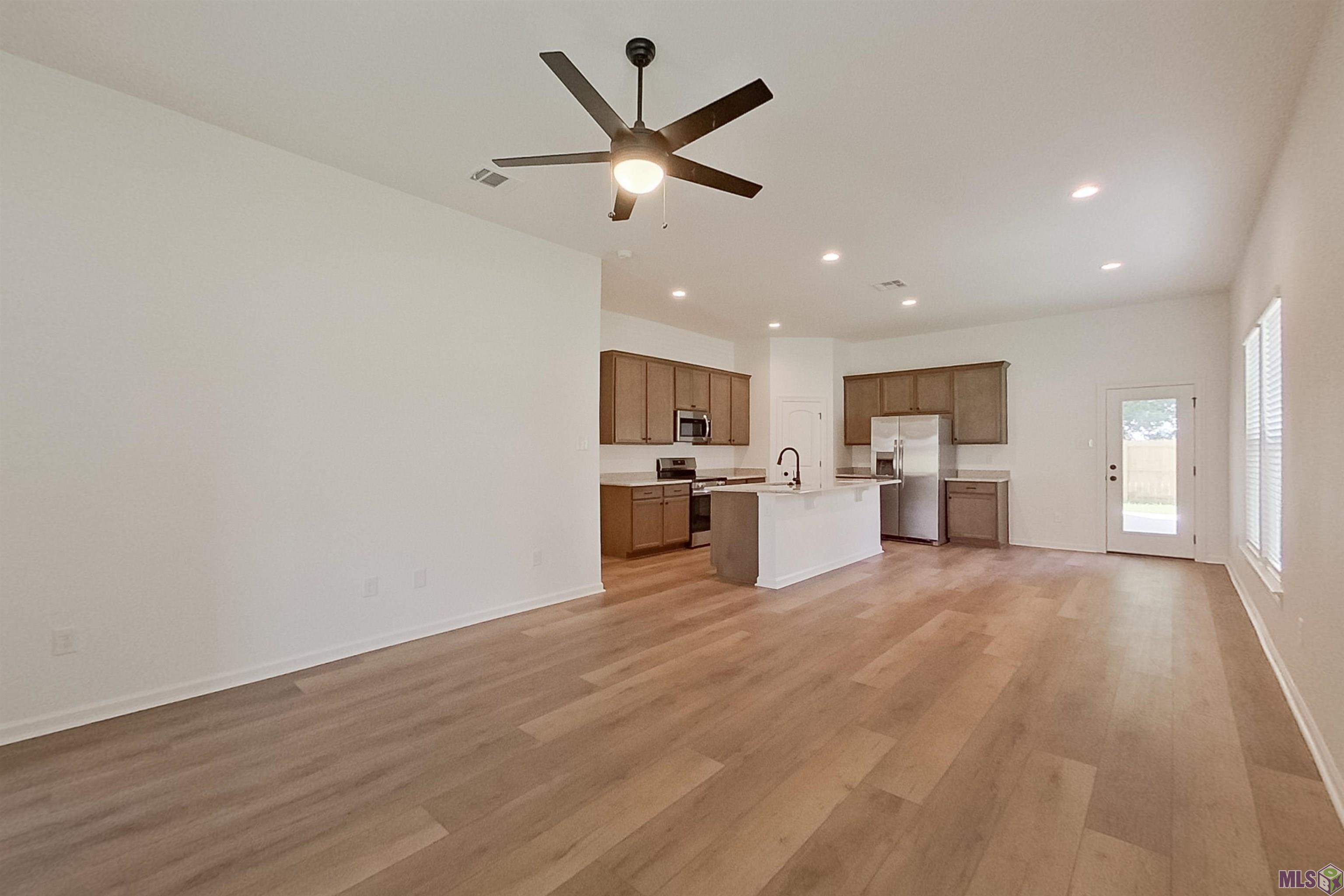 204 Acoustic Lane Carencro, LA 70520 - Photo 4 of 20