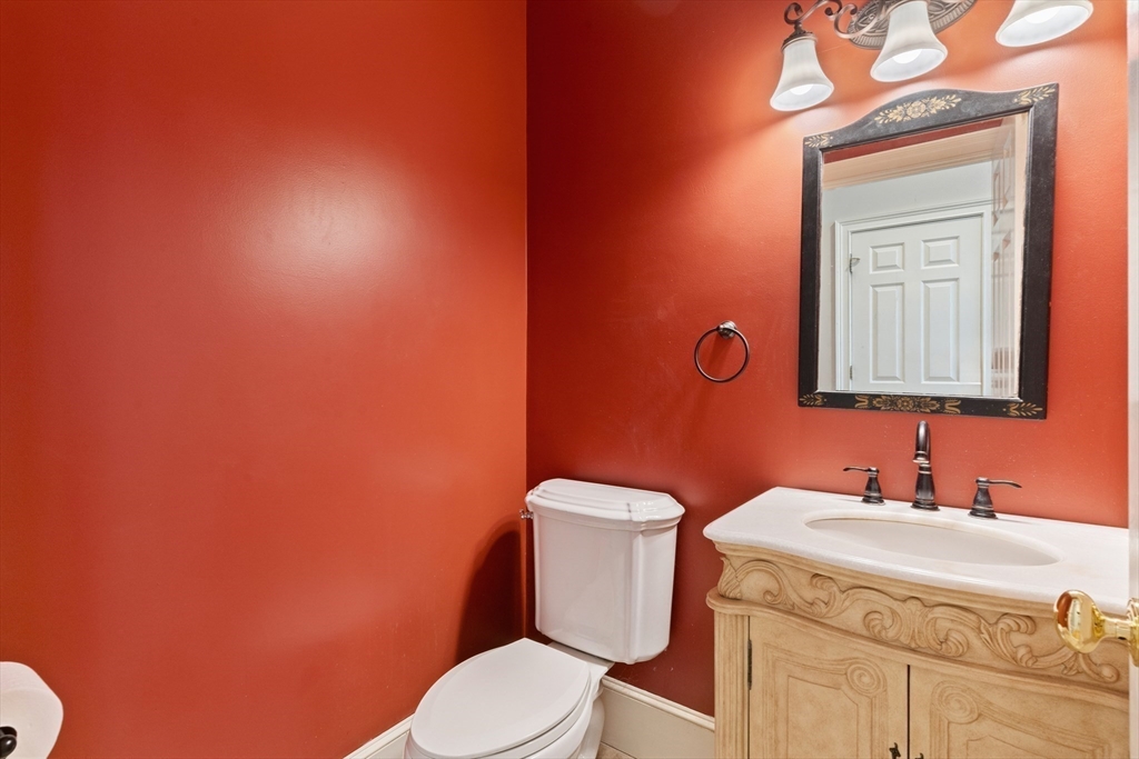39 Riverside Terrace Easton, MA 02356 - Photo 19 of 42 Gallery Image 19