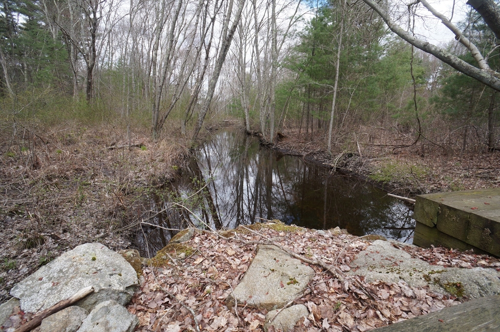 39 Riverside Terrace Easton, MA 02356 - Photo 38 of 42 Gallery Image 38