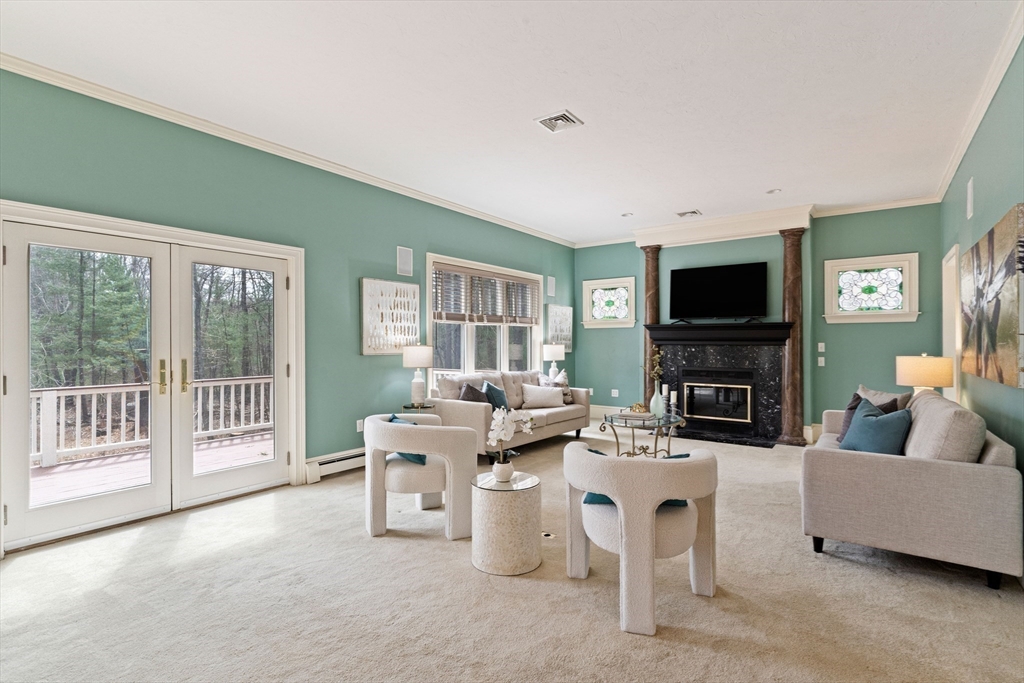 39 Riverside Terrace Easton, MA 02356 - Photo 6 of 42 Gallery Image 6