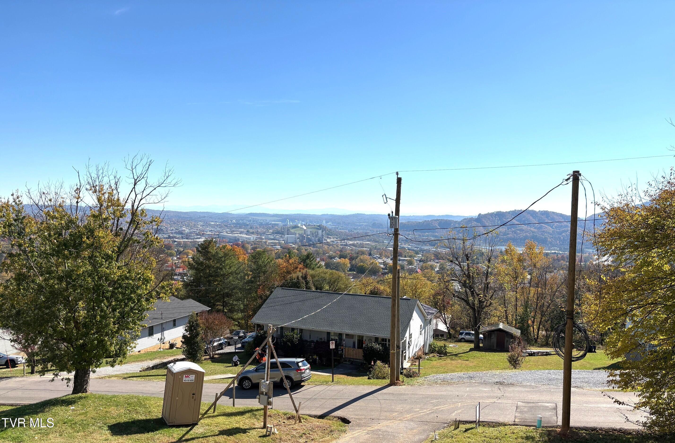 1724 Pendleton Street Kingsport, TN 37660 - Photo 13 of 15 IMG_0788