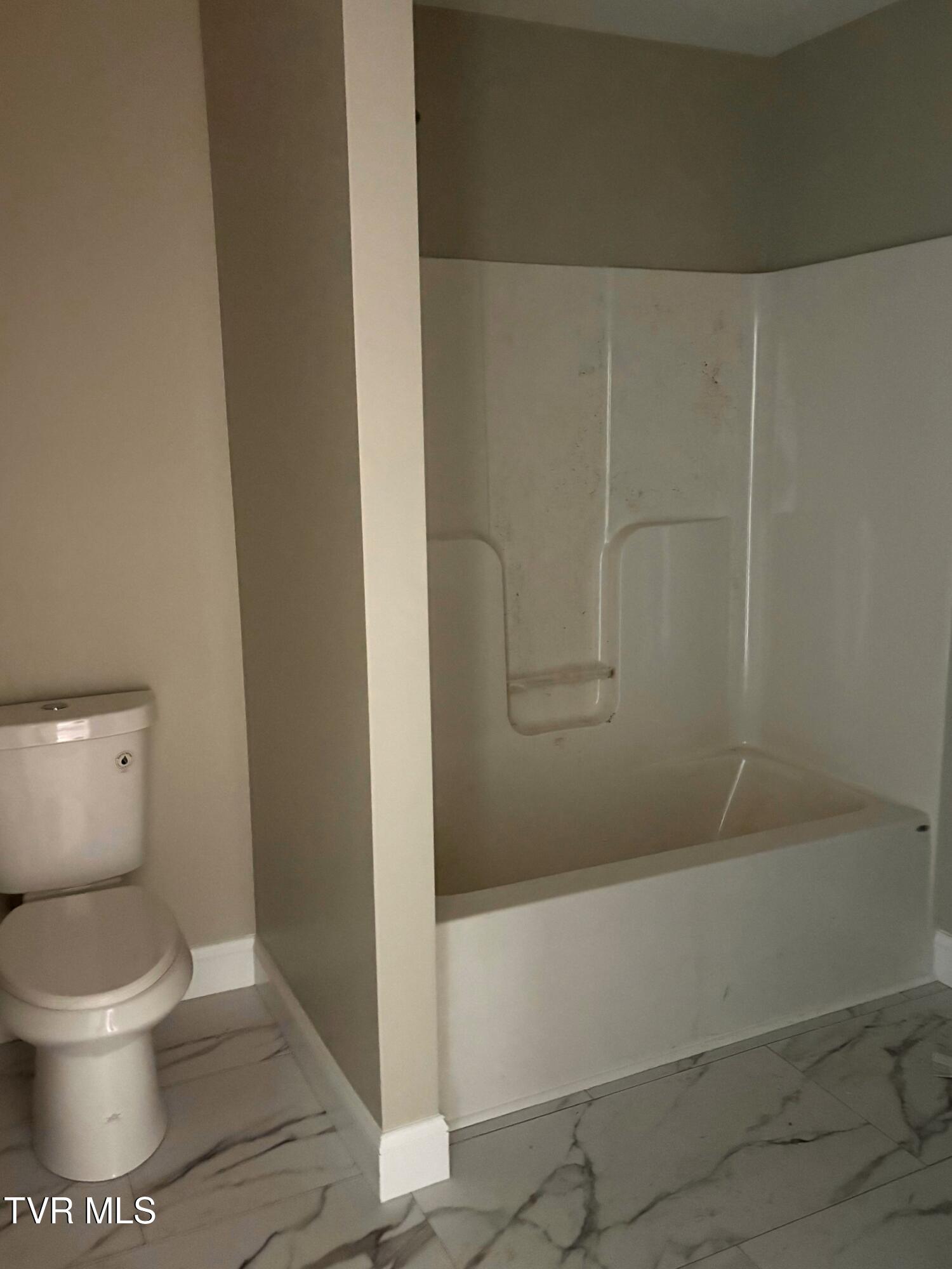 1724 Pendleton Street Kingsport, TN 37660 - Photo 9 of 15 IMG_1250