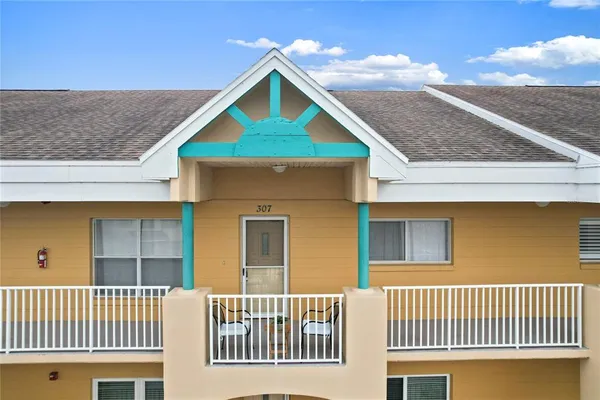 $239,900 | 2209 Utopian Drive East, Unit 307, Clearwater, FL 33763