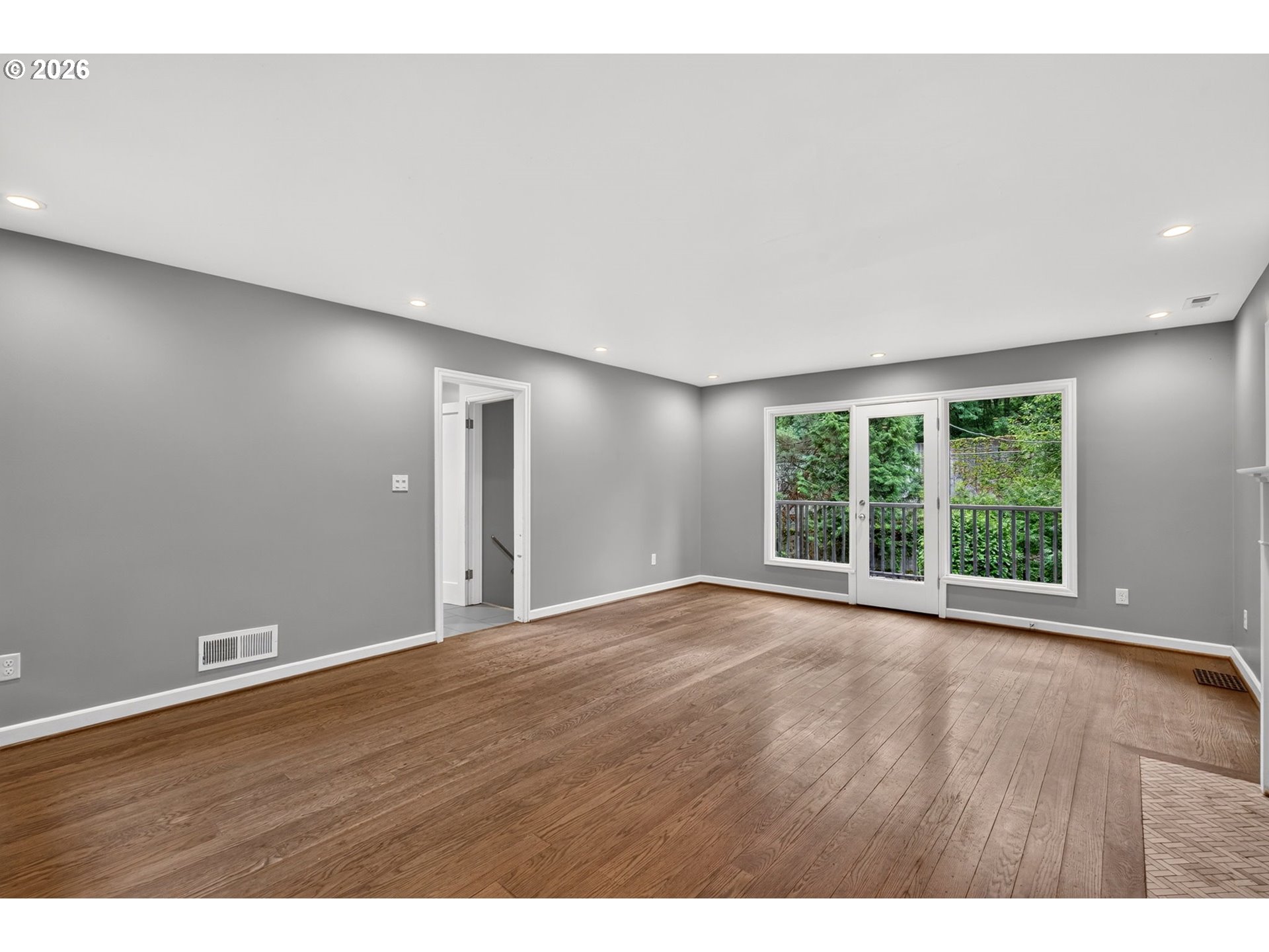 4842 Southwest Elm Lane Portland, OR 97221 - Photo 12 of 47