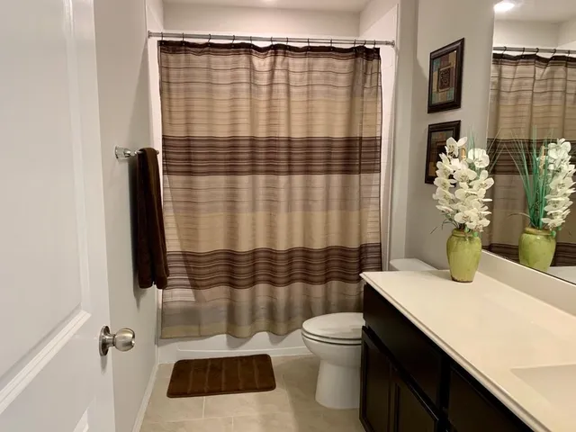 $3,400 | 24207 Oakdale Hills, Spring, TX 77389