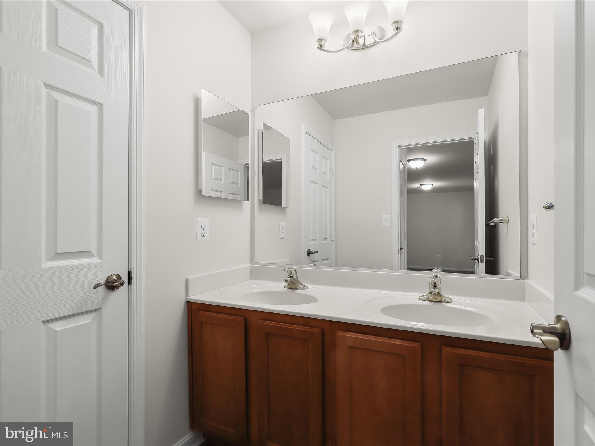 2876 Union Square Road, Unit 22 New Windsor, MD 21776 - Photo 29 of 57 Full Bath