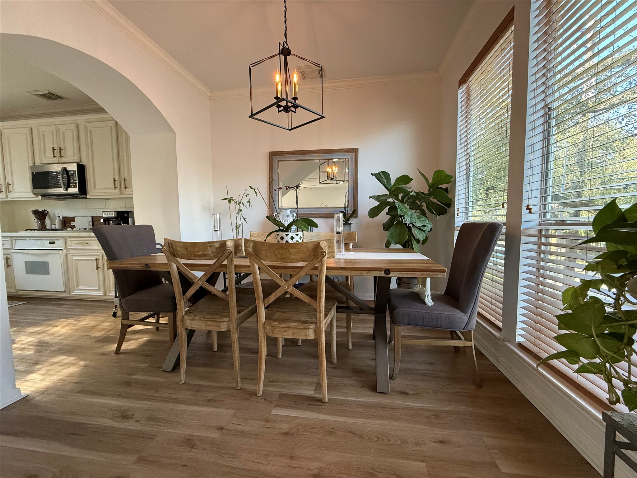 1702 Tuam Street, Unit B Houston, TX 77004 - Photo 4 of 34