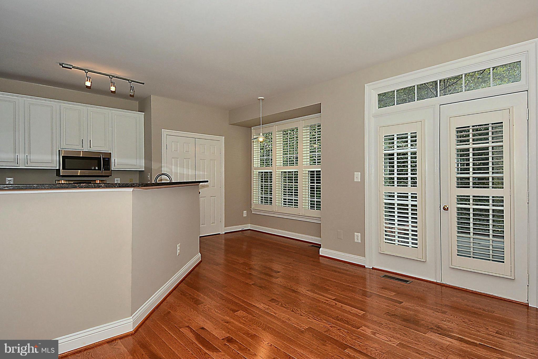11420 Summer House Court Reston, VA 20194 - Photo 9 of 30 Breakfast Area