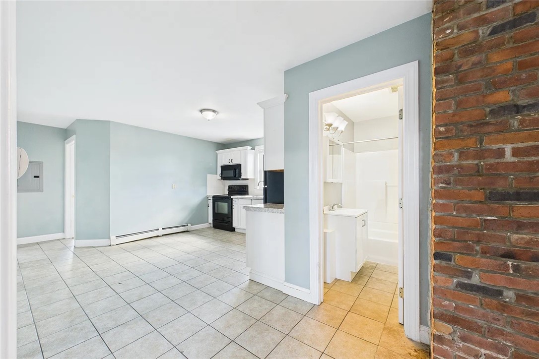 136 Almy Street, Unit 3 Providence, RI 02909 - Photo 6 of 13