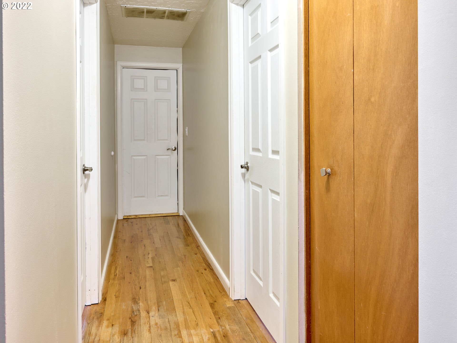 1533 Thompson Road Woodburn, OR 97071 - Photo 15 of 21 Gallery Image 15