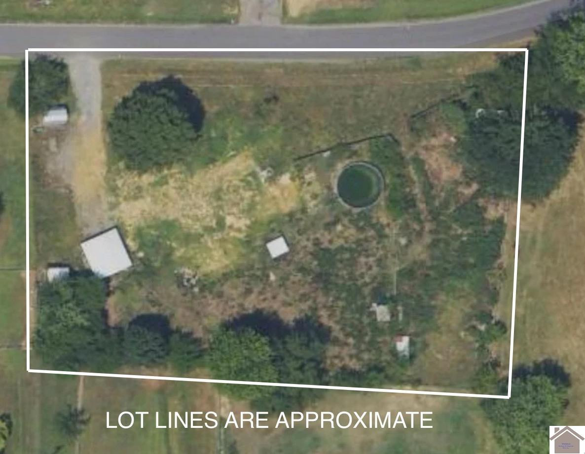 74 Lynch Road Benton, KY 42025 - Photo 1 of 5 Photo 1