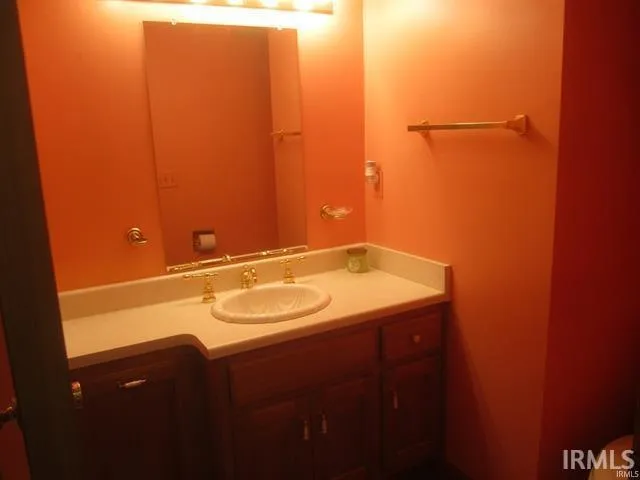 $339,000 | 14611 Spencerville Road, Grabill, IN 46741