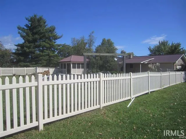 $339,000 | 14611 Spencerville Road, Grabill, IN 46741