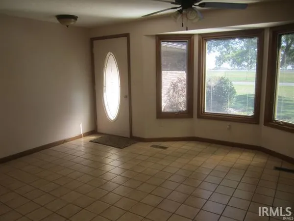 $339,000 | 14611 Spencerville Road, Grabill, IN 46741