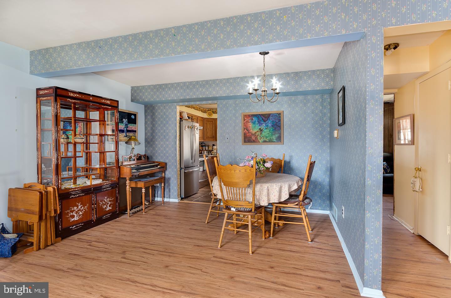 Formal Dining Rm