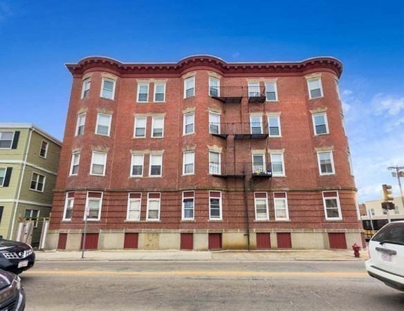 526 Western Avenue, Unit 3 Lynn, MA 01904 - Photo 2 of 9 a front view of a building