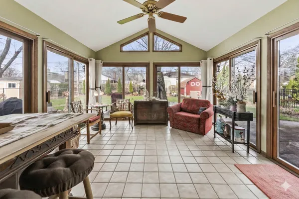 $619,000 | 602 South Edward Street, Mount Prospect, IL 60056