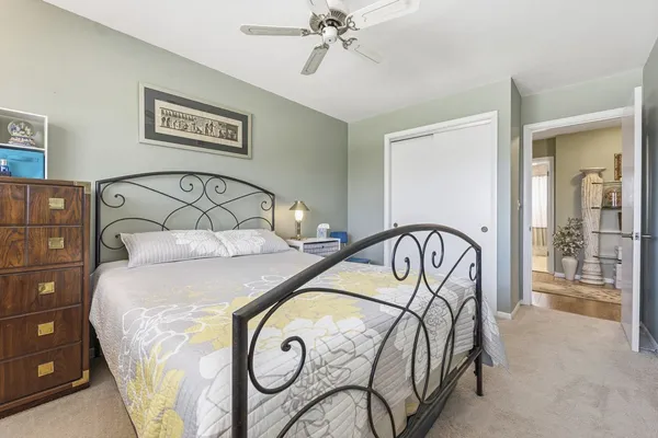 $619,000 | 602 South Edward Street, Mount Prospect, IL 60056