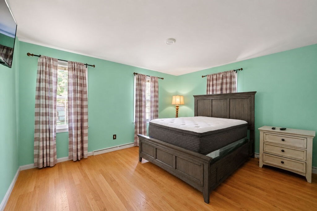 84 Brewster Road West Springfield, MA 01089 - Photo 20 of 35