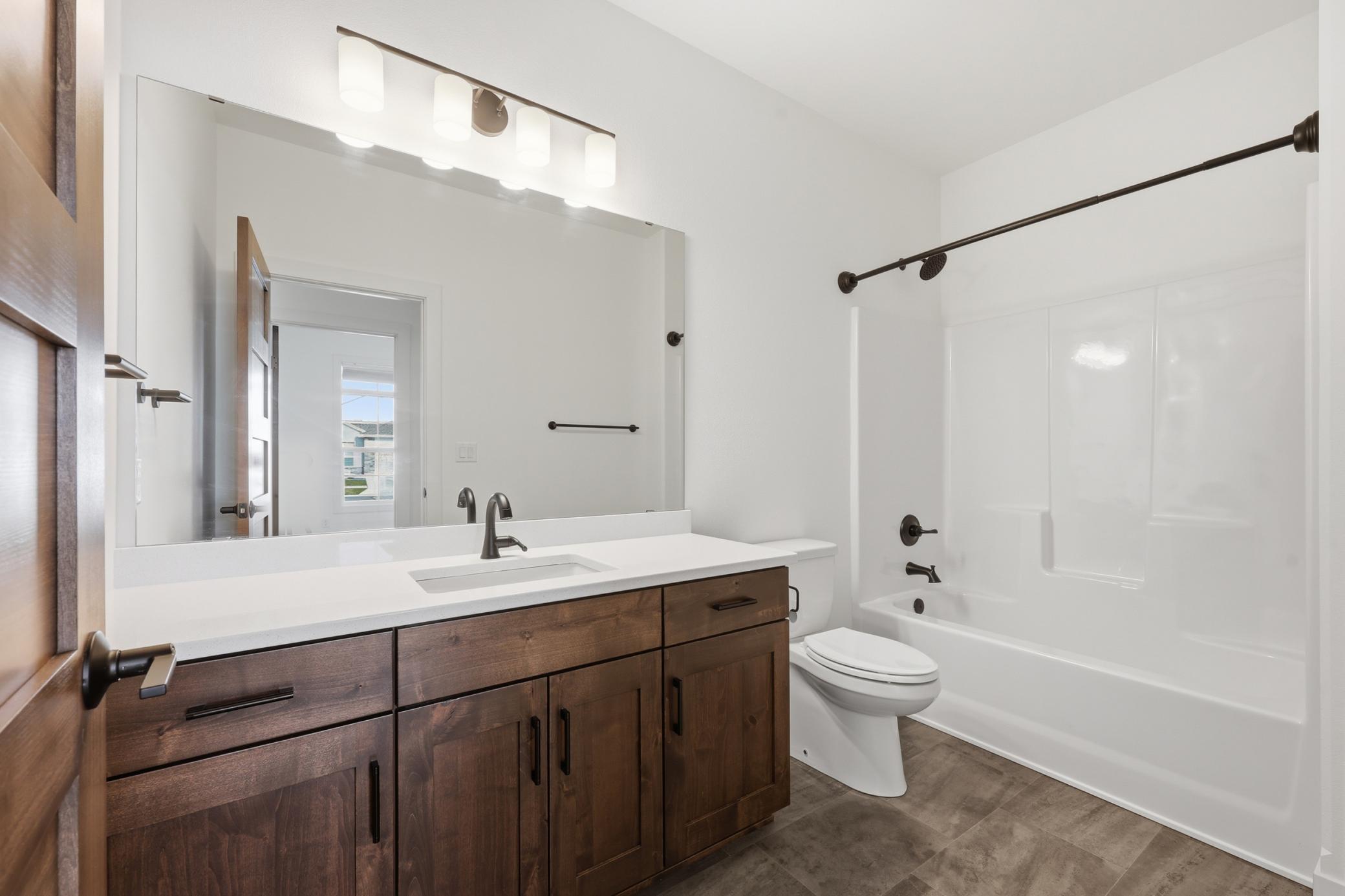 711 Rania Way West West Fargo, ND 58078 - Photo 63 of 85