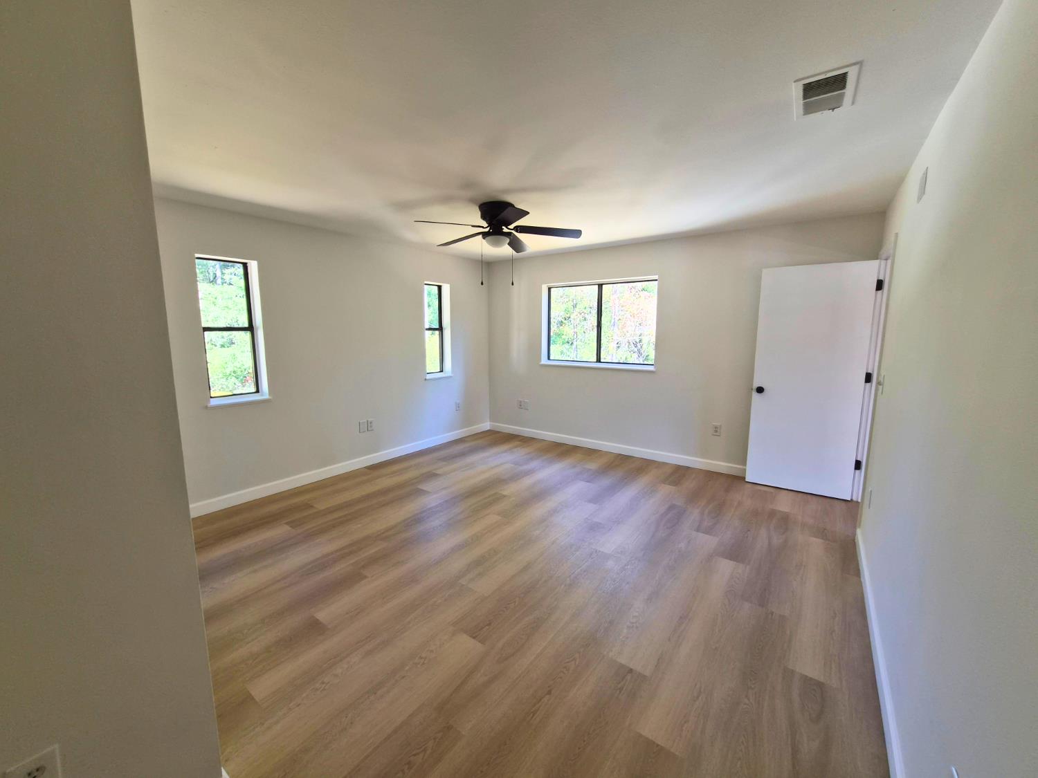 21640 Clute Canyon Road Volcano, CA 95689 - Photo 9 of 44 a view of an empty room with a window