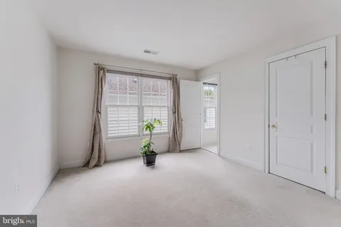 $1,598,000 | 414 Long Trail Terrace, Rockville, MD 20850
