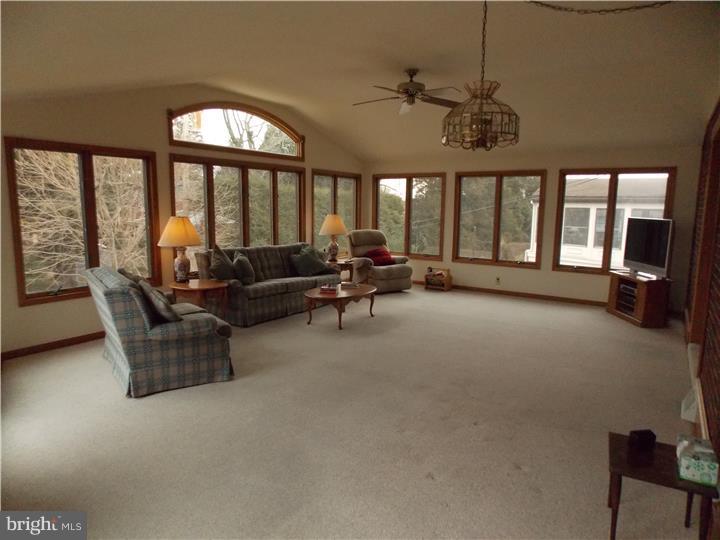 549 Hempstead Road Springfield, PA 19064 - Photo 11 of 23