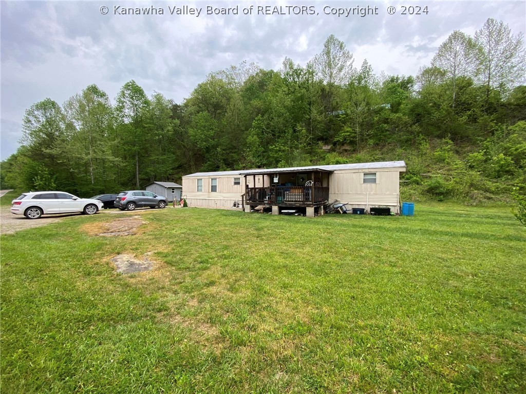 7225 Hamlin Road Hamlin, WV 25523 - Photo 3 of 20 Gallery Image 3