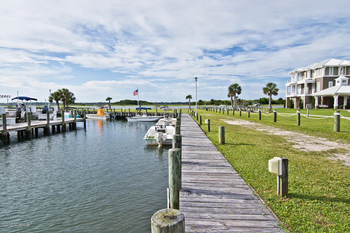 650 Cedar Point Boulevard, Unit B14 Cedar Point, NC 28584 - Photo 11 of 18 DSC_4334