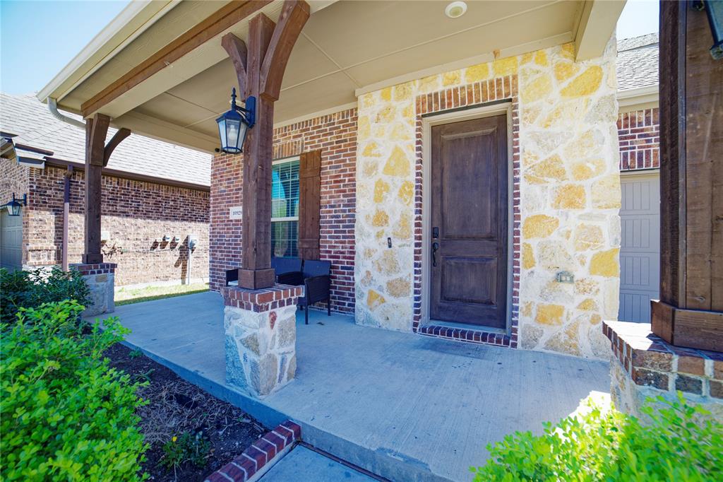 10929 Calvert Place McKinney, TX 75071 - Photo 8 of 39