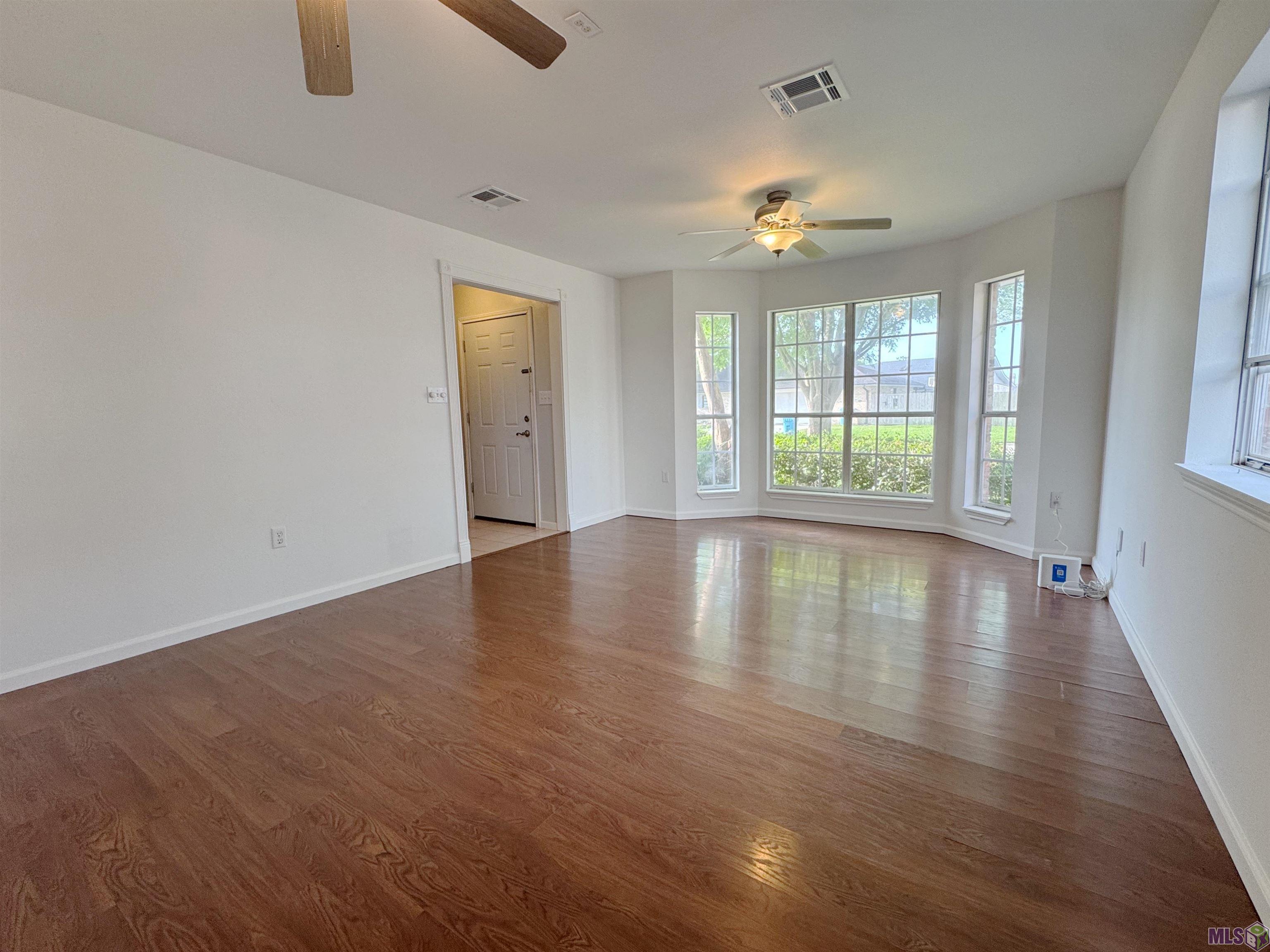 527 Watson Street Berwick, LA 70342 - Photo 5 of 32