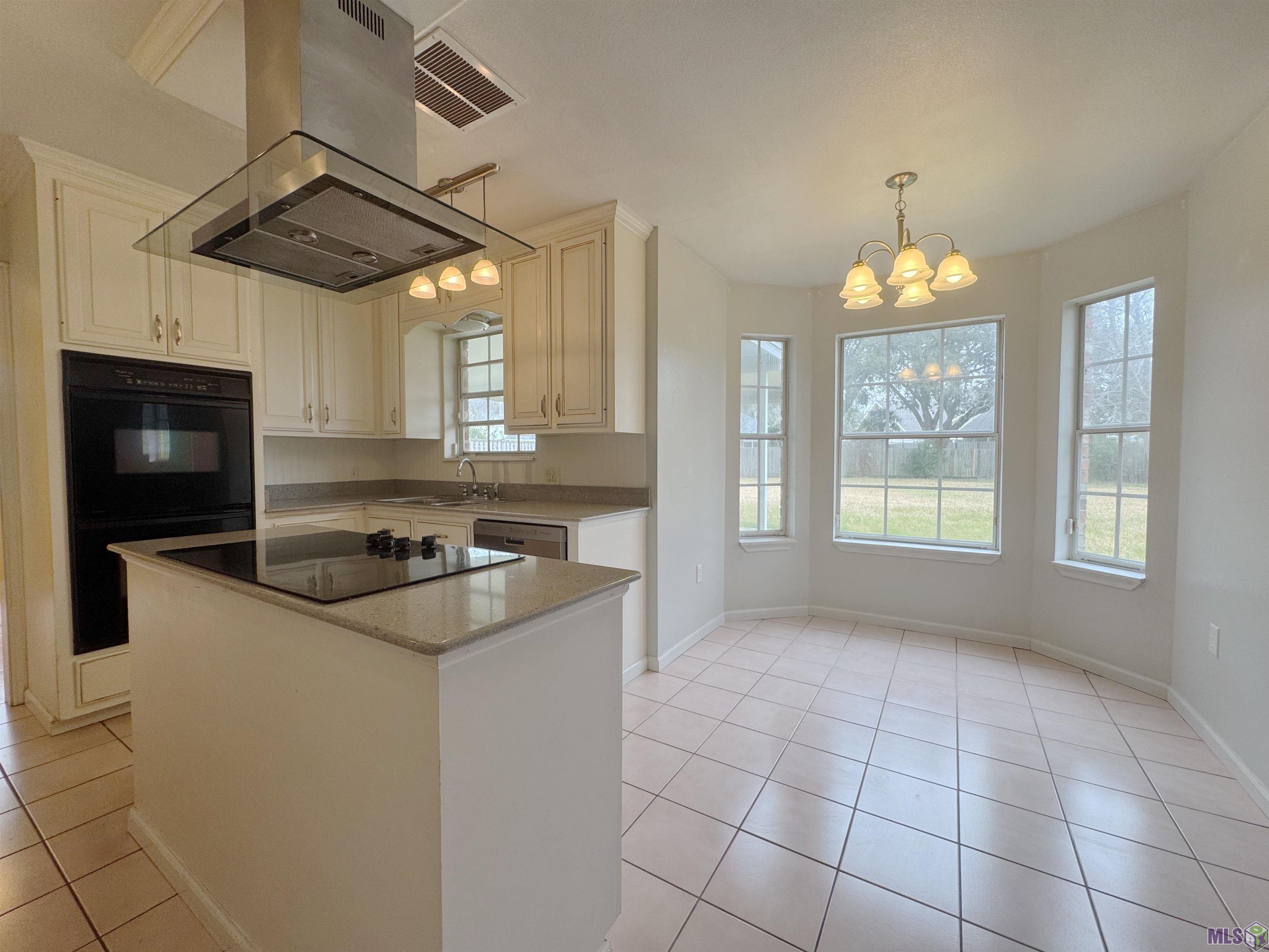 527 Watson Street Berwick, LA 70342 - Photo 7 of 27