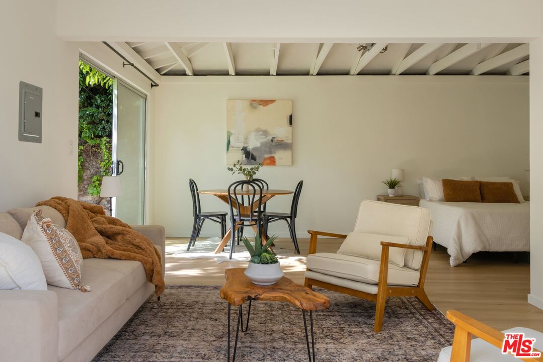 935 Indiana Avenue Venice, CA 90291 - Photo 14 of 16