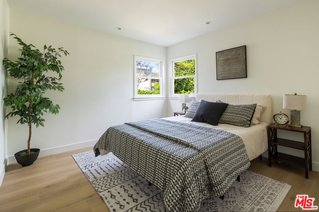 935 Indiana Avenue Venice, CA 90291 - Photo 8 of 16