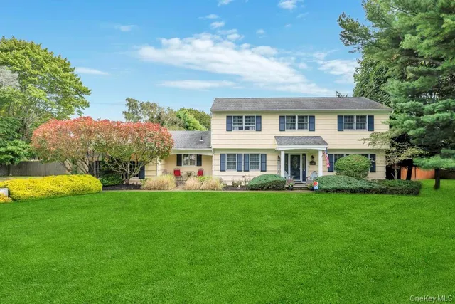 $1,099,999 | 375 Ocean Avenue, Islip, NY 11751