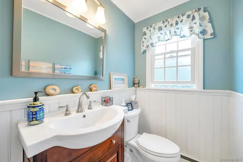 $1,099,999 | 375 Ocean Avenue, Islip, NY 11751