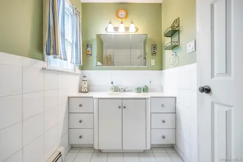 $1,149,999 | 375 Ocean Avenue, Islip, NY 11751