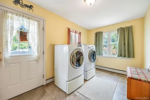 $1,099,999 | 375 Ocean Avenue, Islip, NY 11751