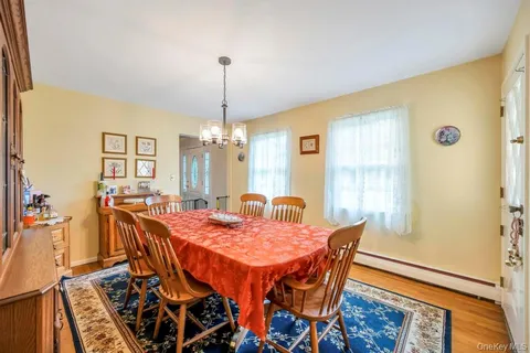 $1,099,999 | 375 Ocean Avenue, Islip, NY 11751