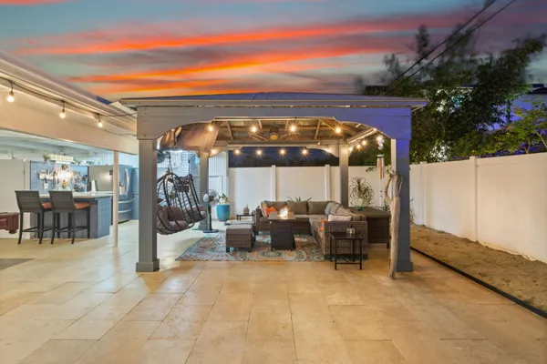 $639,000 | 800 Northeast 8th Street, Pompano Beach, FL 33060