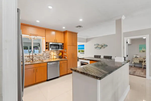 $639,000 | 800 Northeast 8th Street, Pompano Beach, FL 33060