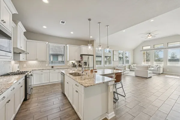 $417,500 | 4734 Franklin Way, Iowa Colony, TX 77583