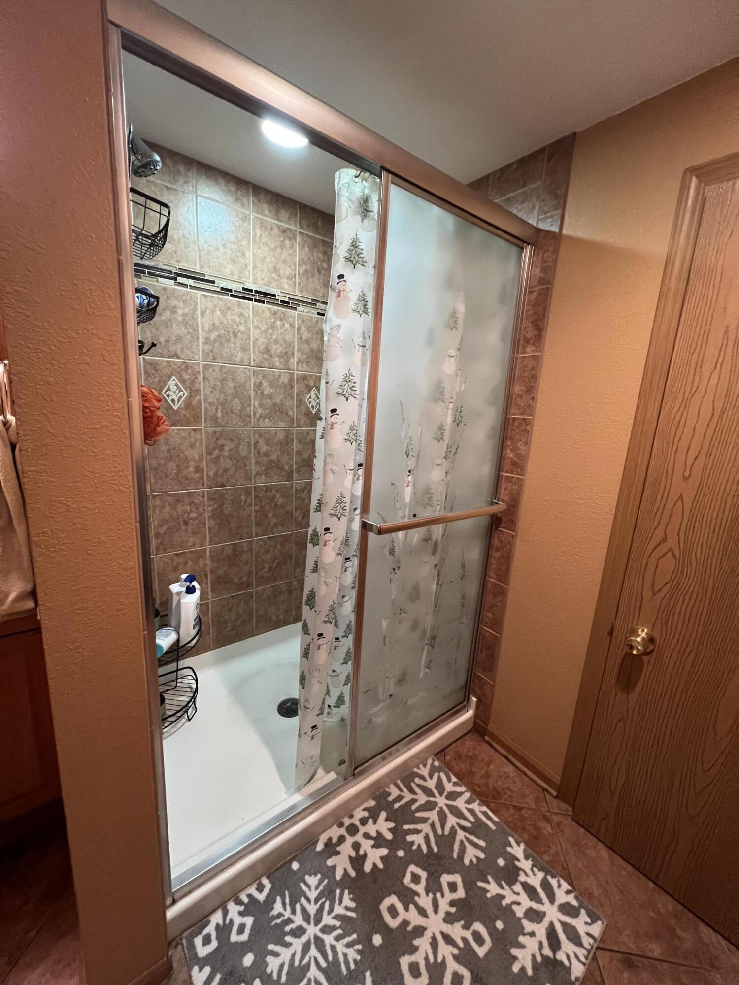 5324 West Allerton Avenue Greenfield, WI 53220 - Photo 16 of 24 IMG_2769