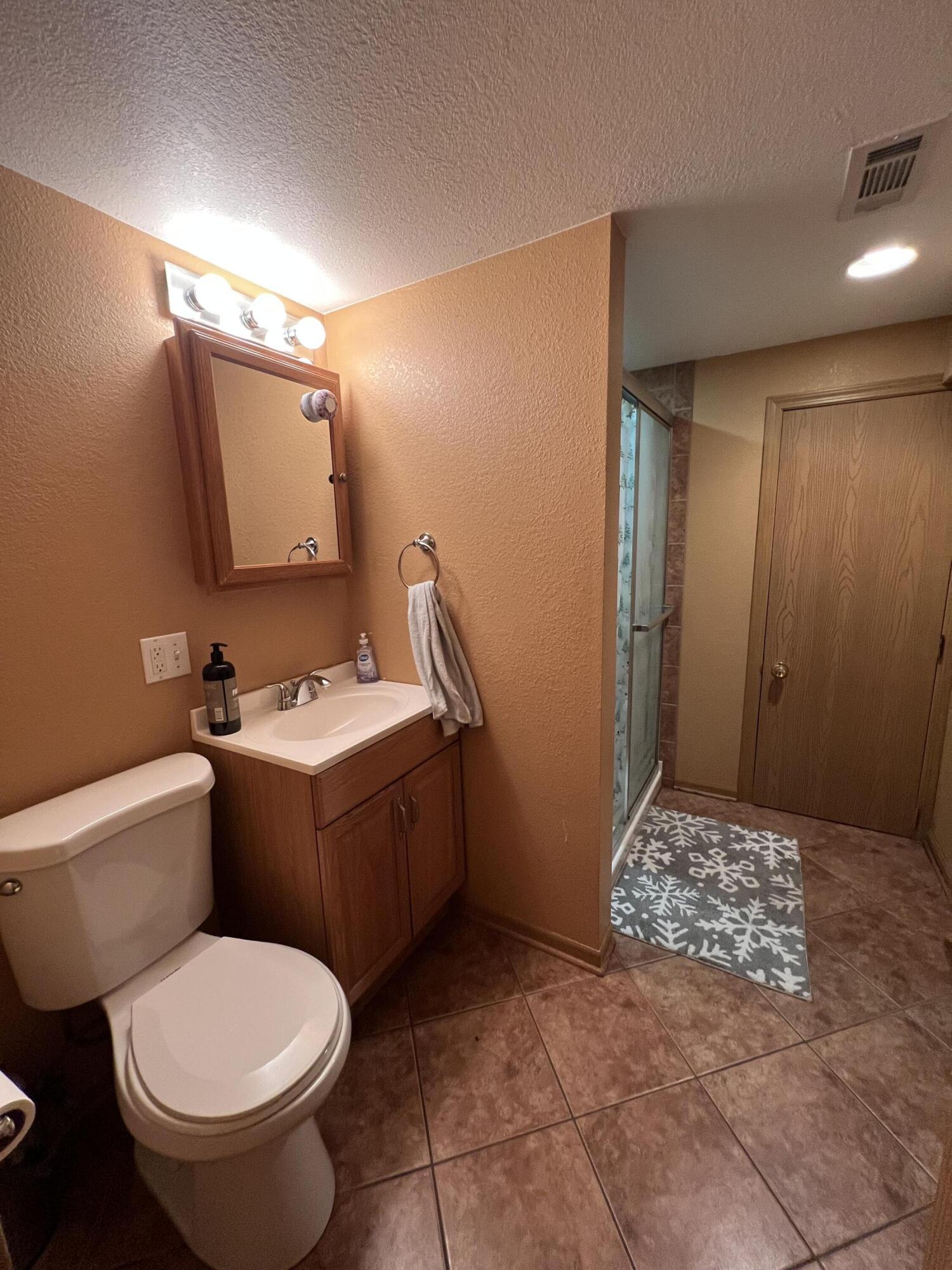 5324 West Allerton Avenue Greenfield, WI 53220 - Photo 17 of 24 IMG_2770