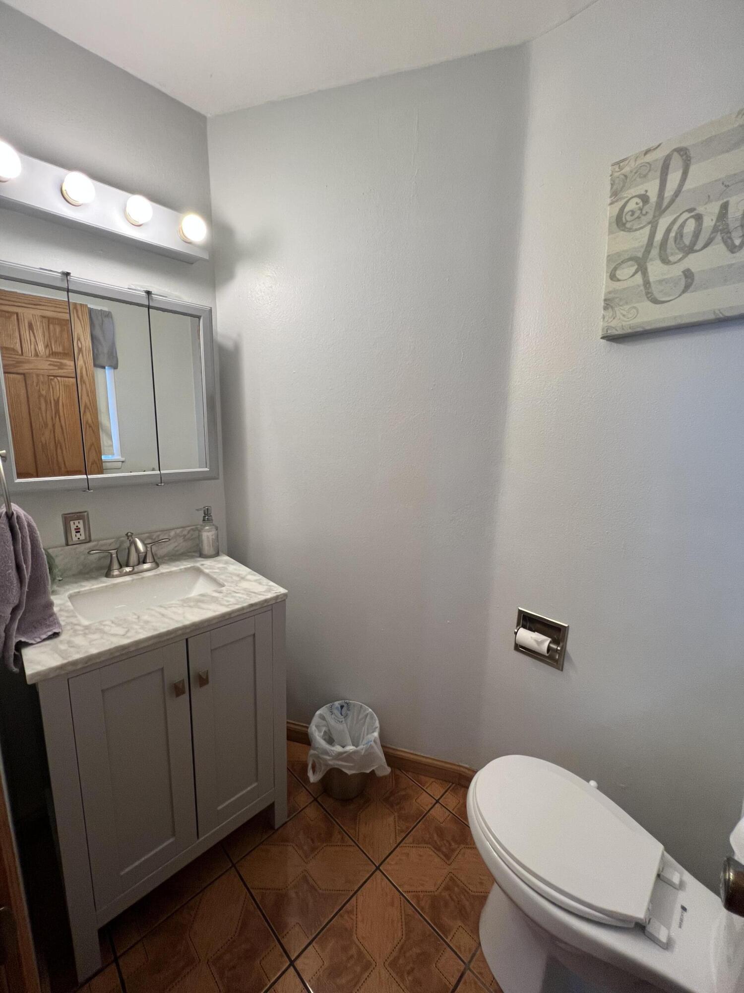 5324 West Allerton Avenue Greenfield, WI 53220 - Photo 21 of 24 IMG_2760