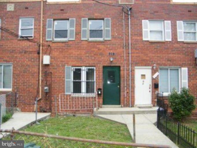 978 Mt Olivet Road Northeast, Unit 2 2 Washington, DC 20002 - Photo 1 of 1 Exterior (Main)