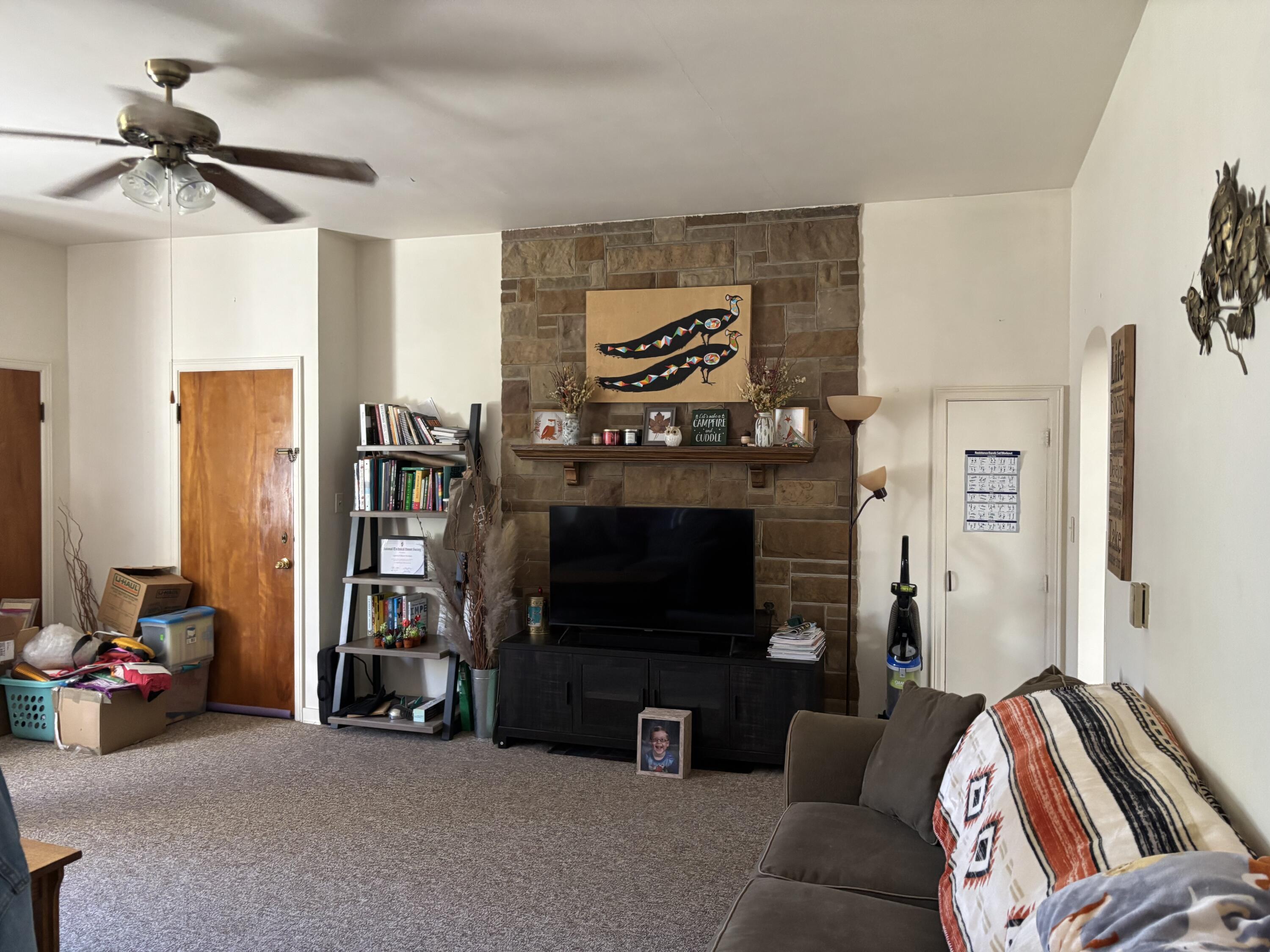 304 Cottage Sturgis, MI 49091 - Photo 10 of 24 IMG_4943