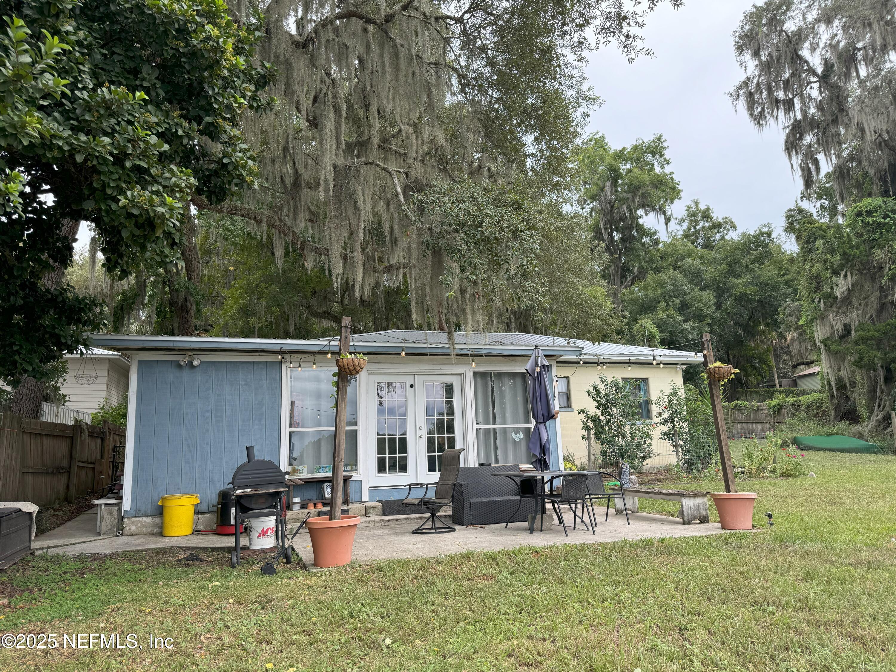 8160 Alderman Road Melrose, FL 32666 - Photo 6 of 15 06